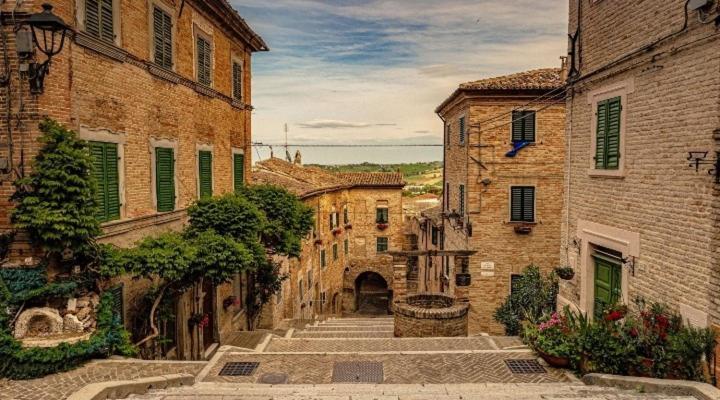 Apartamento Le Rondini Corinaldo Exterior foto